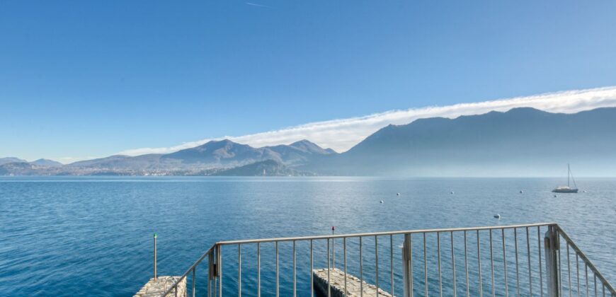 Foto Trilocale fronte lago, Ghiffa