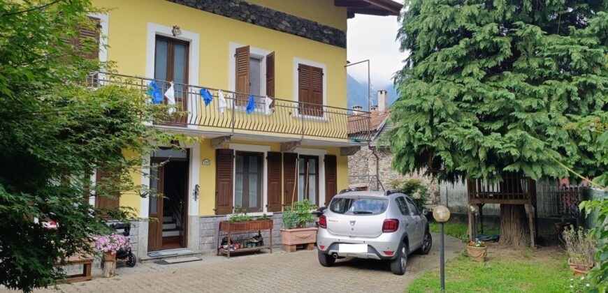 Foto Casa indipendente con giardino, Migiandone