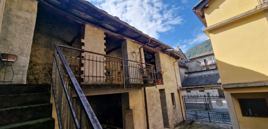 Foto Casa semindipendente di ampia metratura