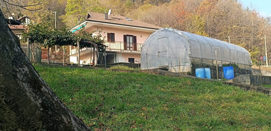 Foto Villetta indipendente con terreno, Vignone