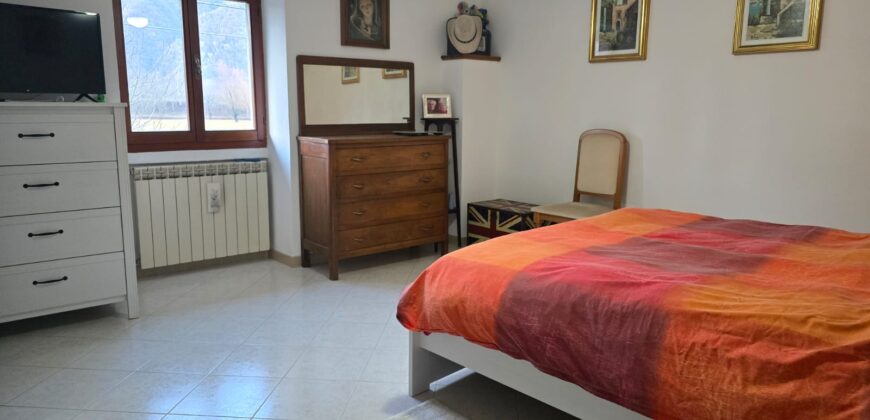 Foto Casa semi indipendente con giardinetto, Ornavasso